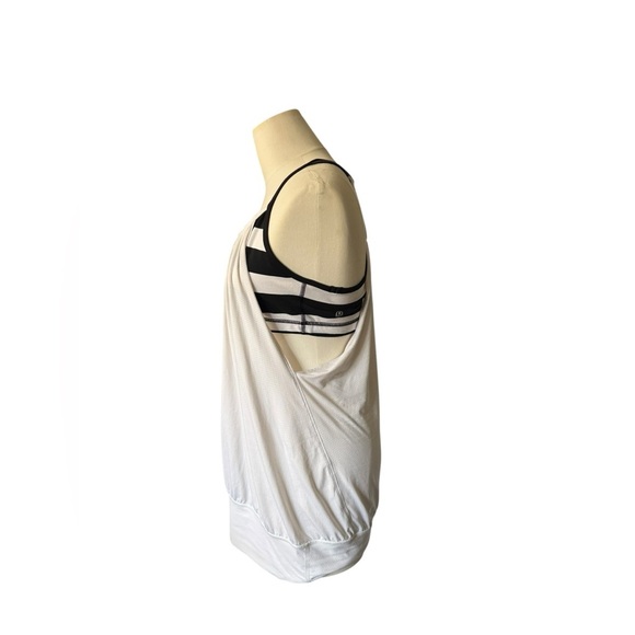 LULULEMON - No Limits Tank
White / Straightup Stripe Black White / Black - Picture 4 of 7